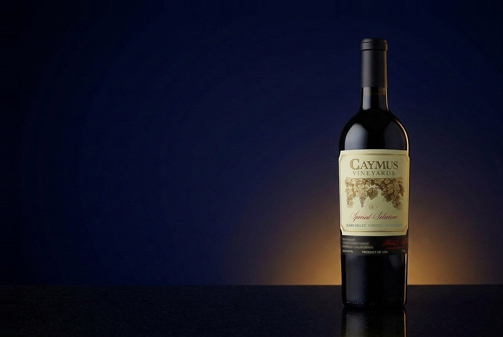 Caymus Special Selection Napa Valley Cabernet Sauvignon bottle